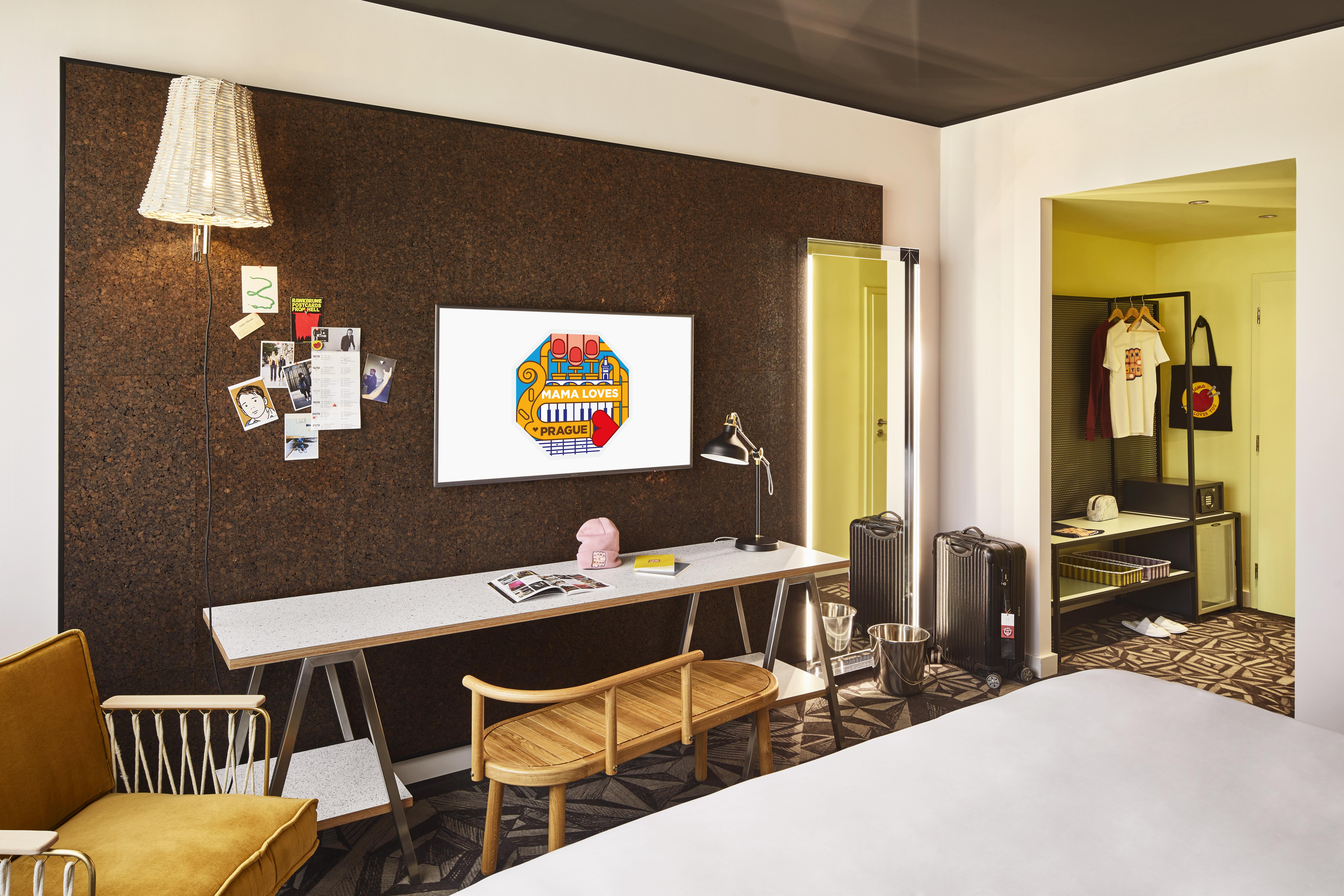 Hotel Mama Shelter Praga Zewnętrze zdjęcie