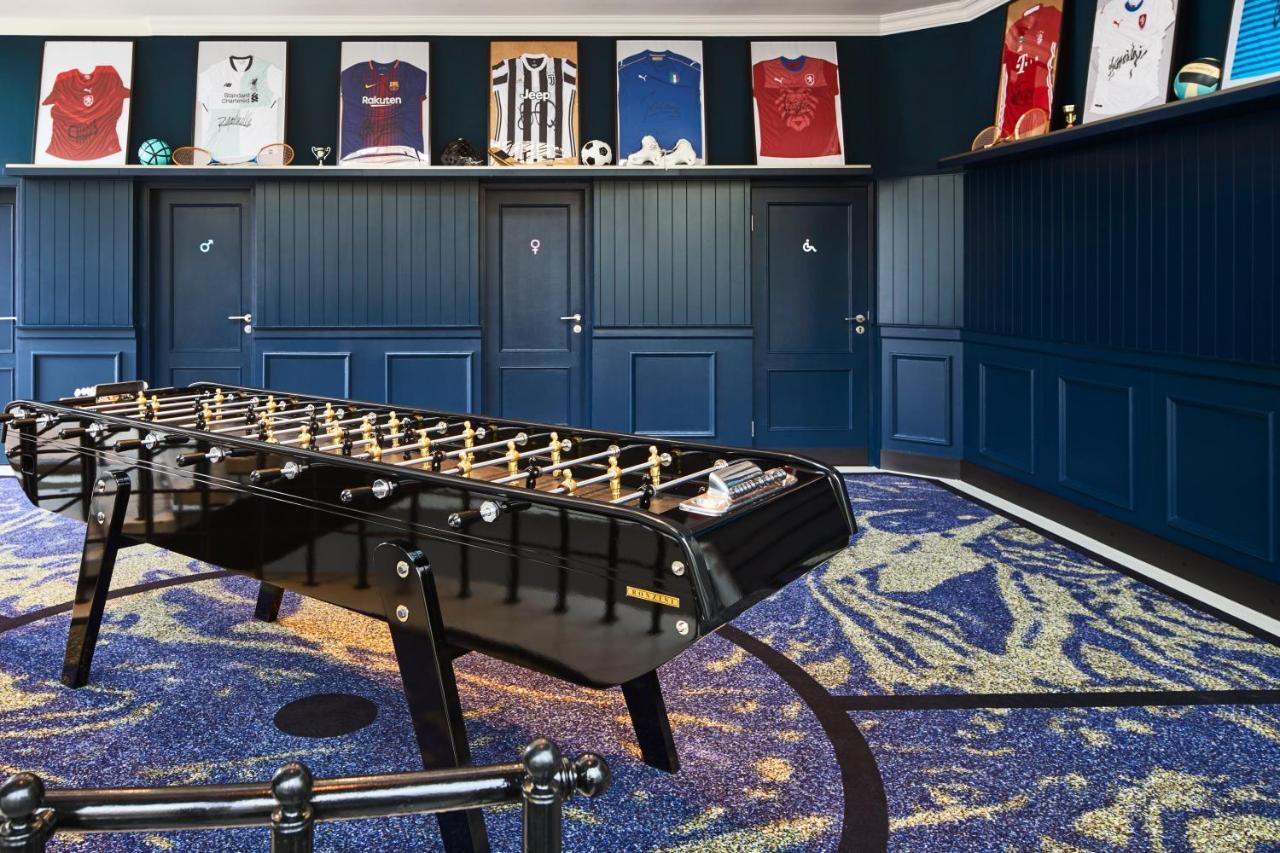 Hotel Mama Shelter Praga Zewnętrze zdjęcie